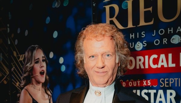 André Rieu recibe la Cúpula Santander Arena por sus 23 shows en Chile